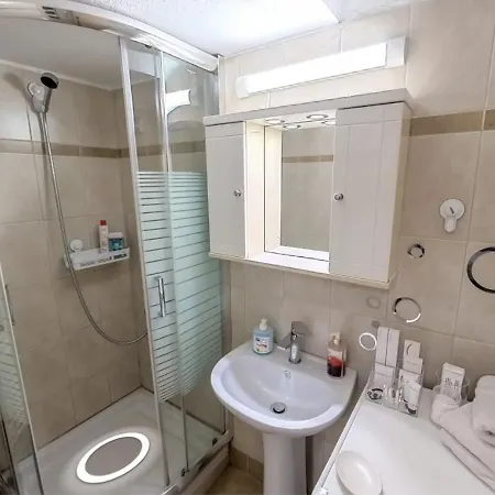 Pearl Free Private Parking Of Stayinthess Apartamento Tessalónica