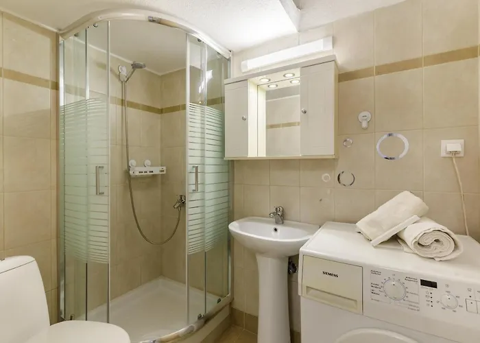 Pearl Free Private Parking Of Stayinthess Apartman *